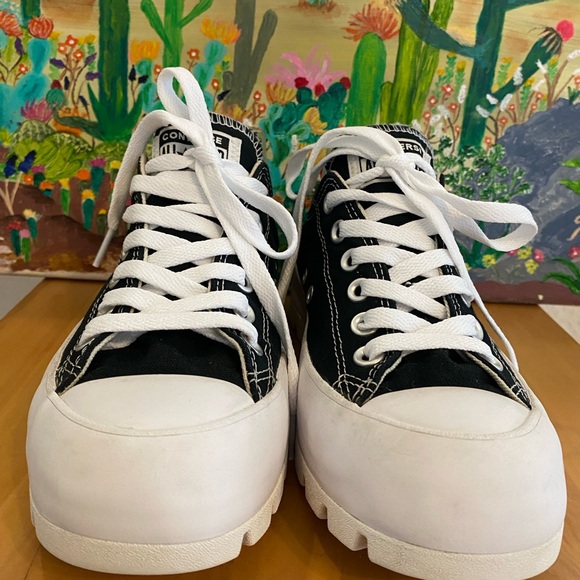 Converse Lug Sole Sneakers, Color Black, White,Women's Size 8 - Picture 2 of 12